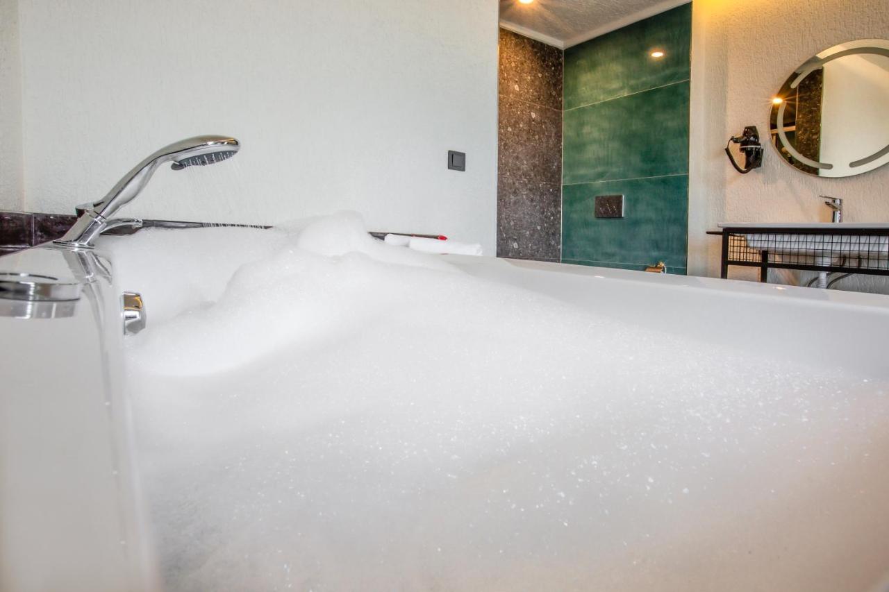 Nehir Otel Pelitli  Luaran gambar