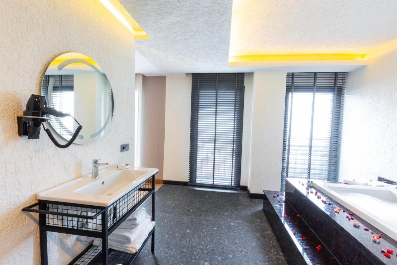 Nehir Otel Pelitli  Luaran gambar